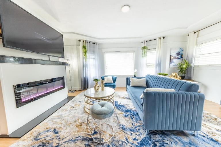 Cityscape Haven - Central SF Home near SFO - Bed and Breakfast San Bruno