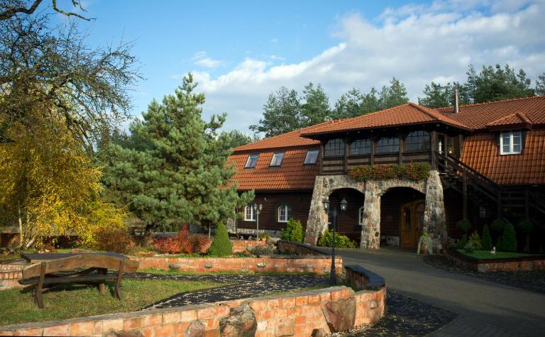 Gościniec Figlówka - B&B Laskowice