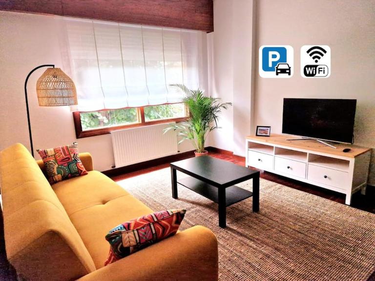 Nuevo, luminoso y céntrico. Parking gratis - Ferienwohnung Bilbao