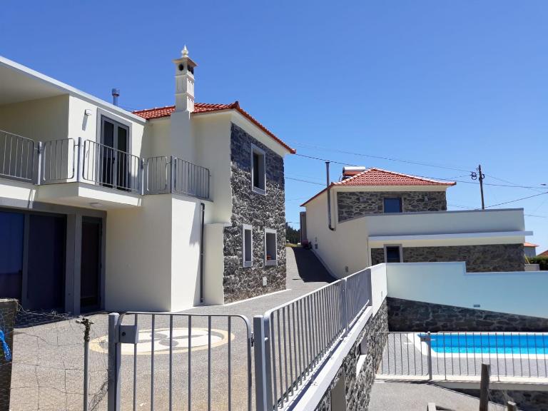 Quinta Escola - B&B Arco da Calheta