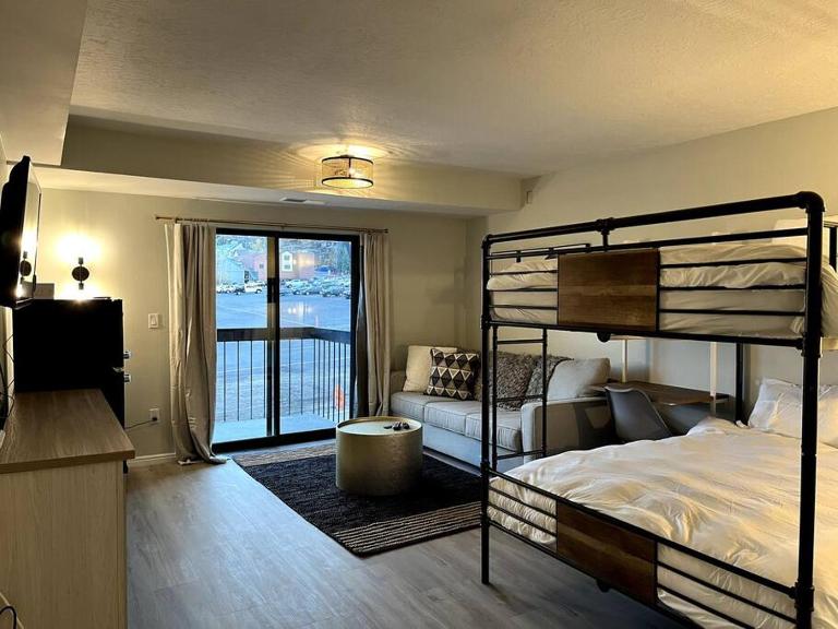 Park City Southwestern Bunker - Bed and Breakfast Park City