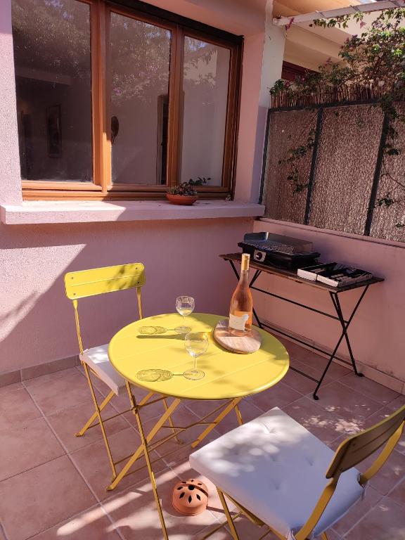 Charmant Studio Lavandou - 500m plage - B&B Le Lavandou