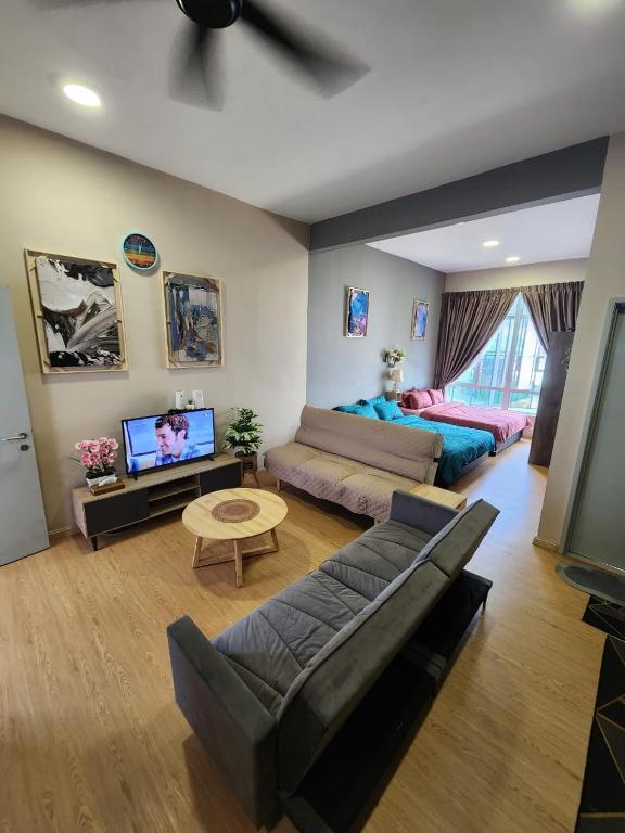 Mahkota Valley Suite Fajar #TV Box With Netflix - B&B Kuantan