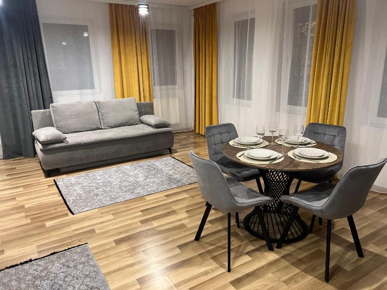 Helix Apartaments - Ferienwohnung Hermannstadt