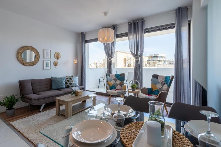 Livia Studio Apartment in Larnaca - Ferienwohnung Larnaka