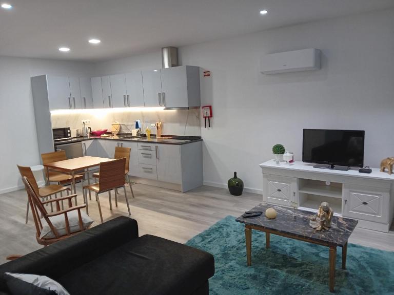 Living Caboqueira - B&B Funchal
