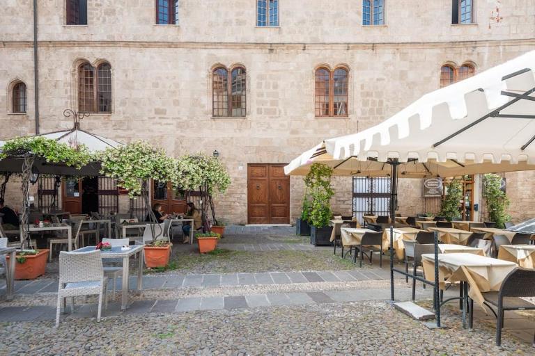 Piazza Civica, Centro storico appartamento con WI-FI e Aria Condizionata - B&B Alghero