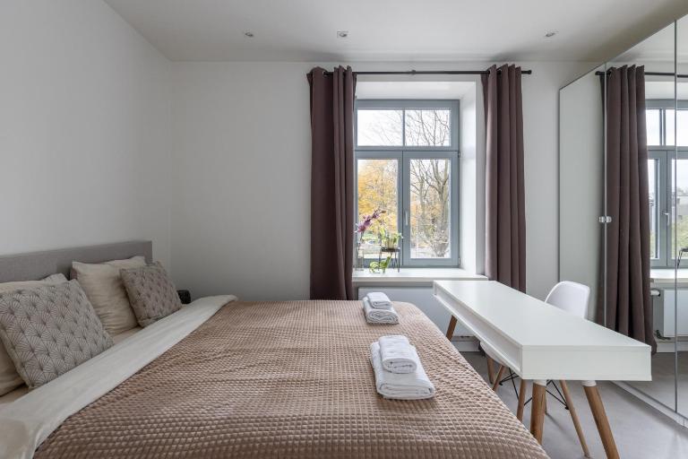 Quiet Ķīpsala Apartments - FREE PARKING & BICYCLES - B&B Riga
