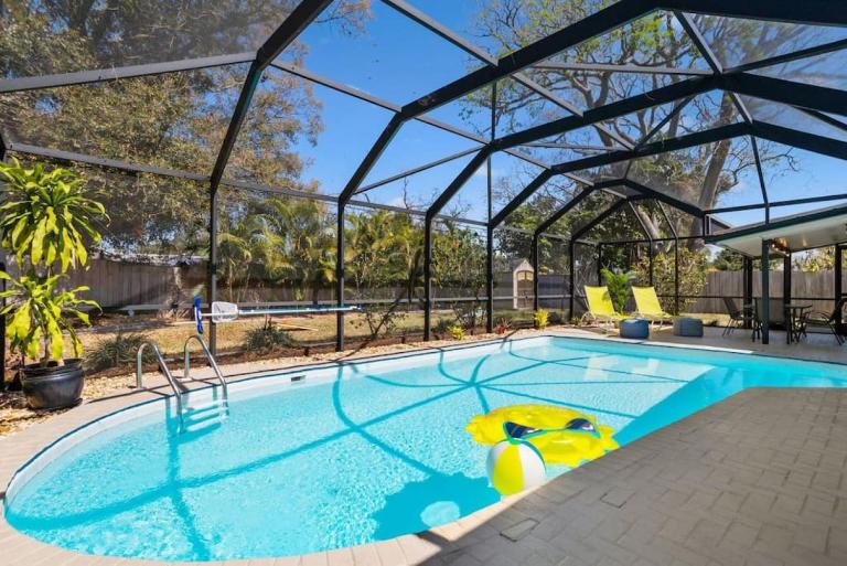 Tropical Oasis FL Seminole - Bed and Breakfast Seminole