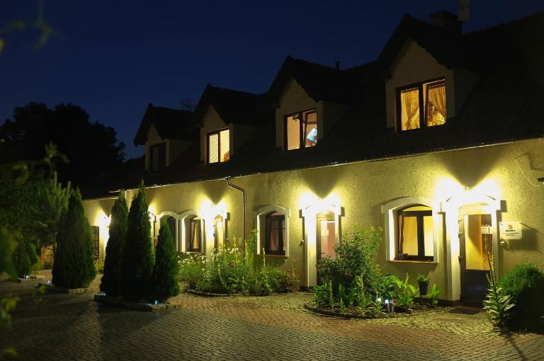 Zajazd Wiejski - B&B Szczechy Wielkie