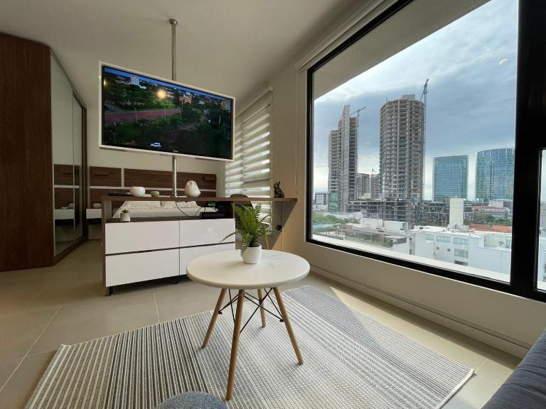 Comodo y lujos monoambiente Equipetrol NanoTec - Chambres d'hôtes Santa Cruz de la Sierra
