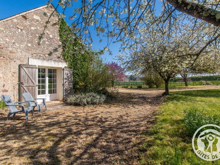 Charmante Maison de Campagne près des Vignes avec WiFi, BBQ et Proche d'Angers et Saumur - FR-1-622-68 - B&B Coutures