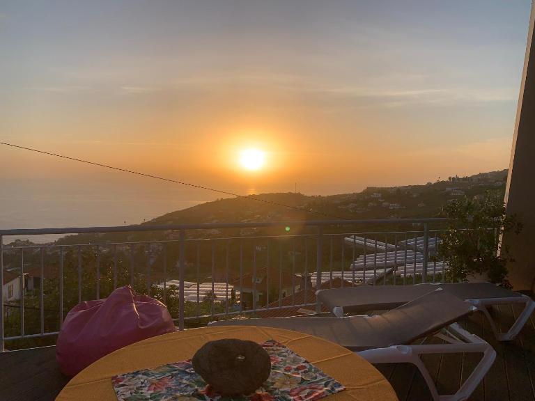 Studio privado com vista mar e montanha - B&B Ponta do Sol