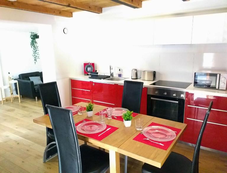 Le Paisible - Gare - Duplex - Garage privé - Netflix - B&B Grenoble