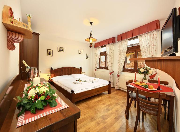 Penzion Pohádka - Bed and Breakfast Třeboň