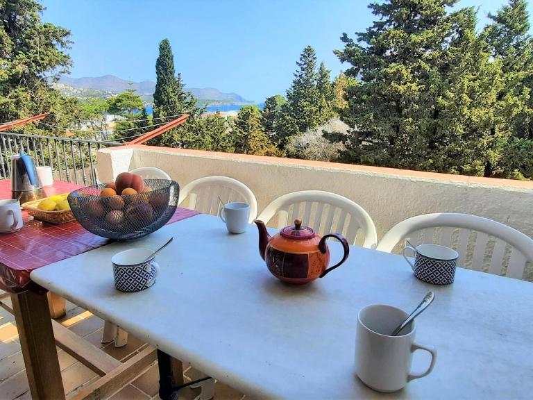 Casa tranquila con jardín, 4 habitaciones, cerca de la playa en Llançà - ES-170-65 - Chambres d'hôtes Llançà