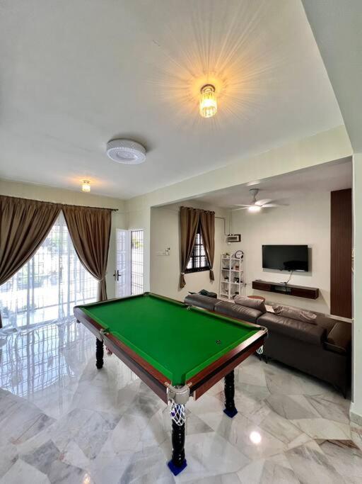 Sarah homestay Muslim Permatang Pauh - Chambres d'hôtes Permatang Pauh