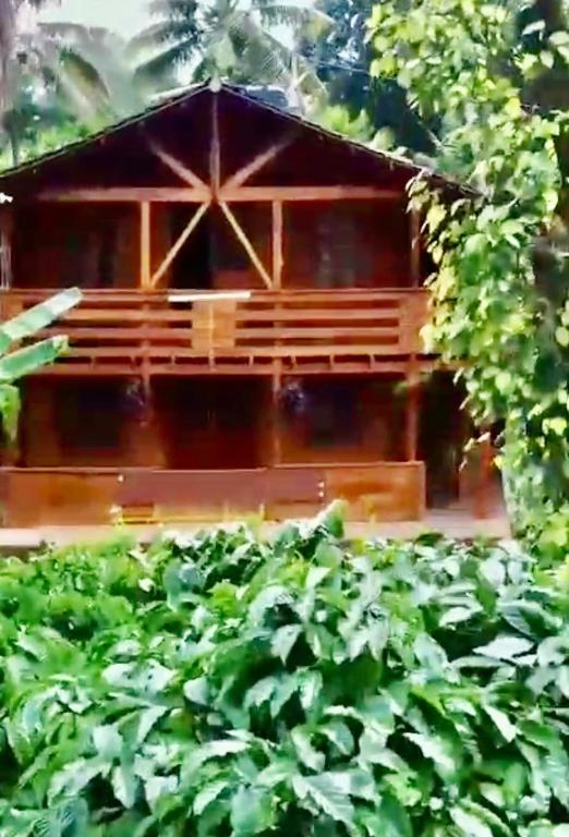 Coorg Northbreeze Wooden Stay - Ferienwohnung Madikeri