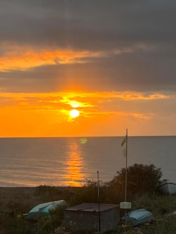 Beautiful 2 bedroom beach getaway - B&B Pevensey