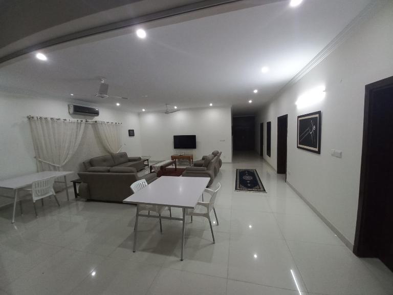 DHA 2 Villa, Islamabad - Bed and Breakfast Islamabad