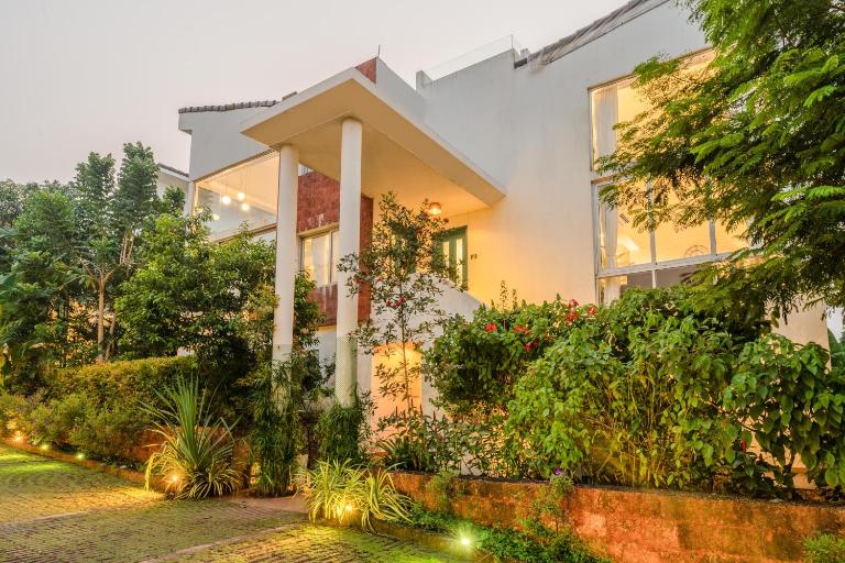 HideAway 2BHK Duplex Villa, North Goa (STU) - B&B Mapusa