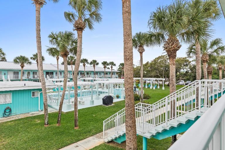Coronado Arms Condominiums B-18 - Ferienwohnung New Smyrna Beach
