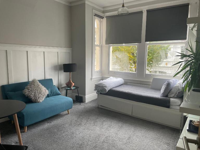 Lancaster Entire Studio - B&B Brighton