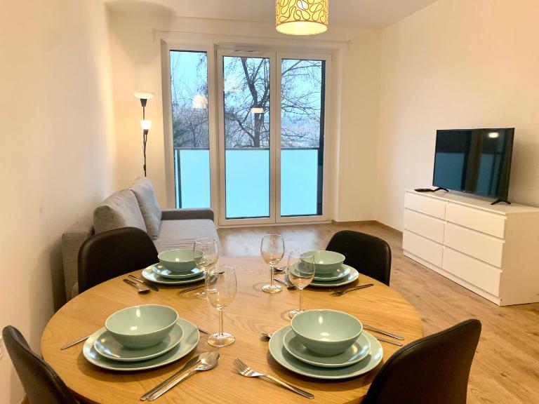 Westside Residence apartment - modern & peaceful - FREE GARAGE! - B&B Budapest