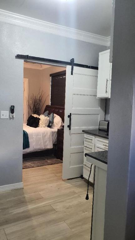 Kozy Bahamas Getaway 25mins from Airport & USA Embassy - B&B Nassau