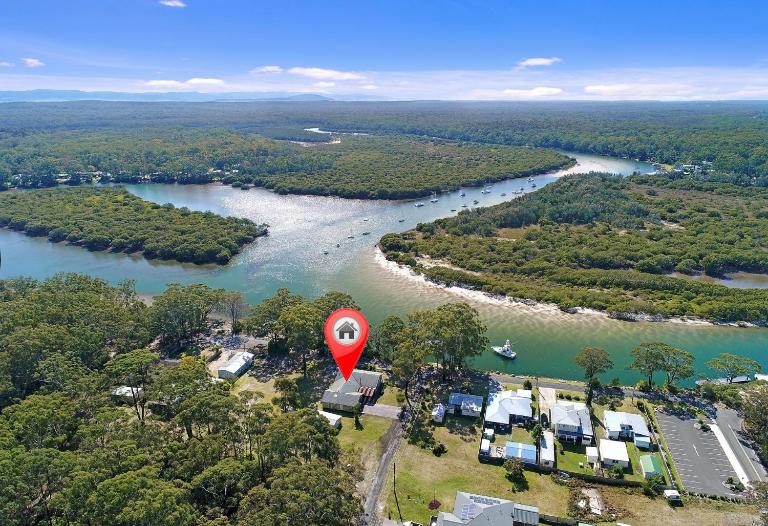Deep Water Paradise-130m to Huskisson boat ramp - B&B Woollamia