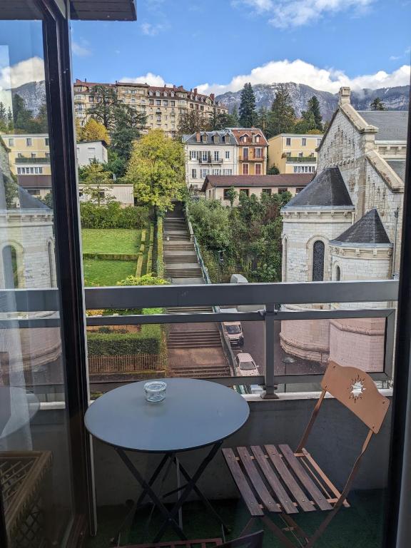 Joli studio proche des thermes - Bed and Breakfast Aix-les-Bains