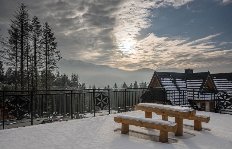 Komfortowe Apartamenty Hidden Hill z Widokiem by Noclegi Renters - B&B Kościelisko