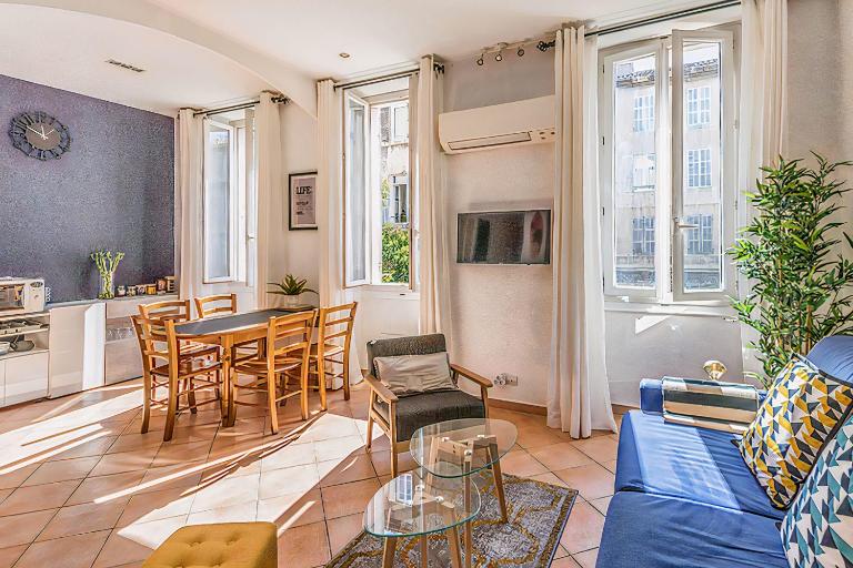 Beautiful Apt close to The Park Longchamp - Chambres d'hôtes Marseille