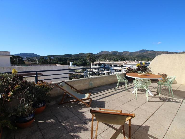 Apartamento moderno frente al mar con aire acondicionado en Llançà - ES-228-82 - Chambres d'hôtes Llançà