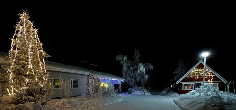 Villa Narikka, Tilava ja rauhallinen loma-asunto Kittilän keskustassa - B&B Kittilä