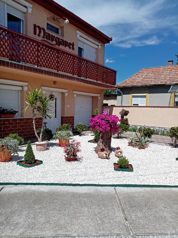 Margaret Apartman - Chambres d'hôtes Egerszalók
