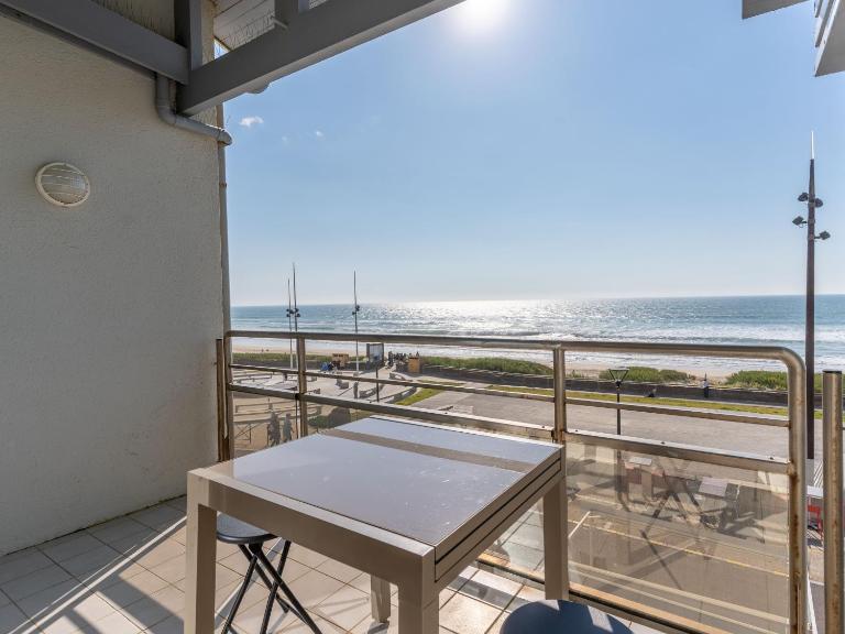 Mimizan Plage: Appartement 6 pers. avec balcon et parking - FR-1-50-114 - Chambres d'hôtes Mimizan