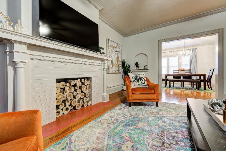 Lincoln Lodge B Near OU Med Bricktown Arena - B&B Oklahoma City