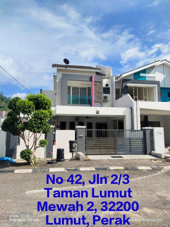 Homestay Mewah Lumut - B&B Lumut
