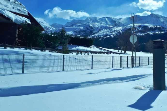 Bonita stay B Paz:Casa grande, Piscina, BBQ,Fibra - B&B Panticosa