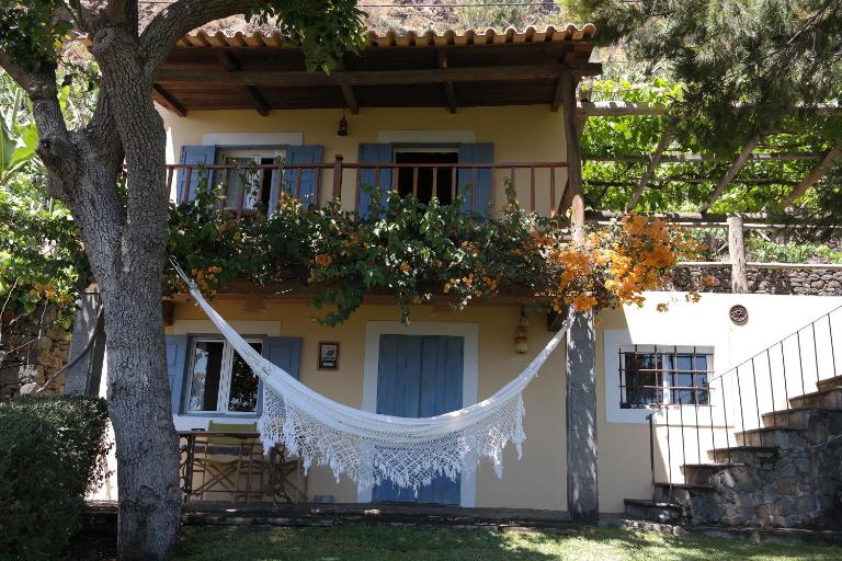 Chalet Tropical - B&B Arco da Calheta