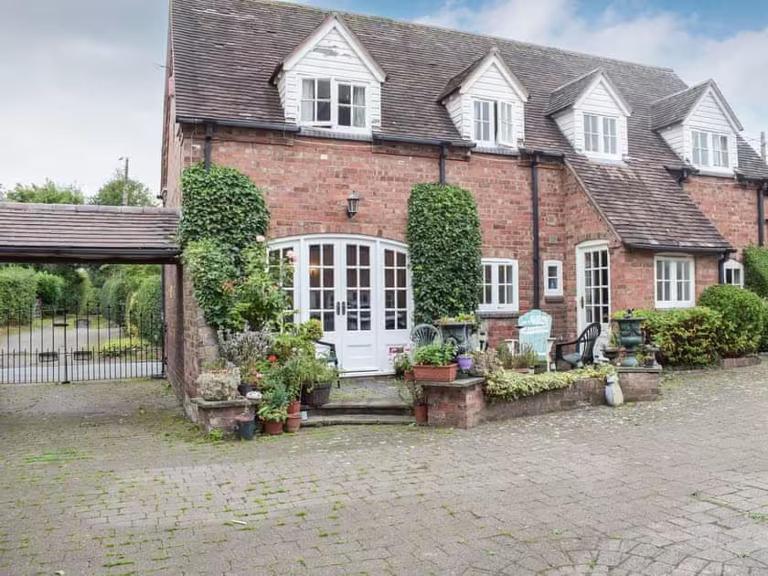 Holly Cottage - B&B Muxton