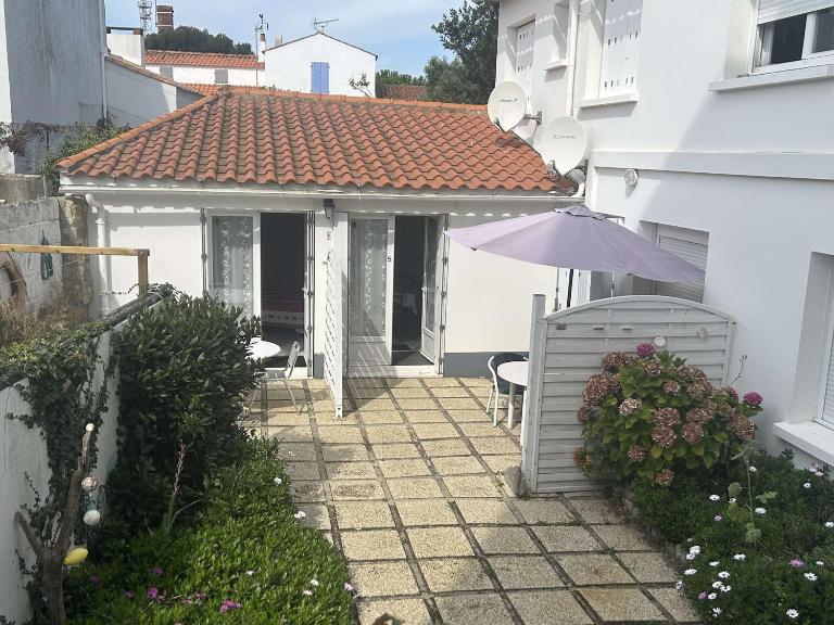 Maison près du port, avec cour, terrasse équipée, à 400m de la plage - FR-1-224B-209 - B&B Noirmoutier-en-l'Île