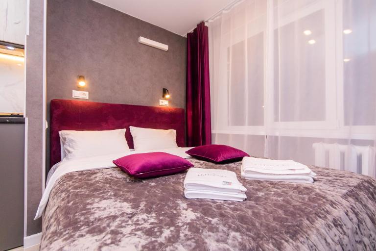 MYFREEDOM Квартира біля метро Дарниця, Воскресенський бульвар - B&B Kyiv
