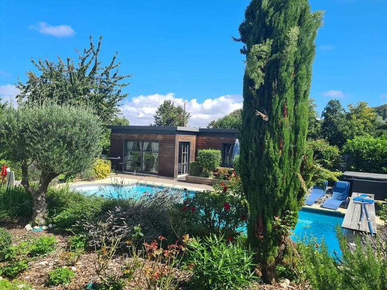 LA GRIOTTE 3 LOFT & Spa - Bed and Breakfast Pennedepie