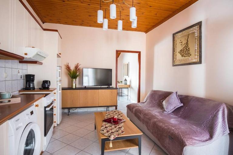 Cozy loft apartment - B&B Samos