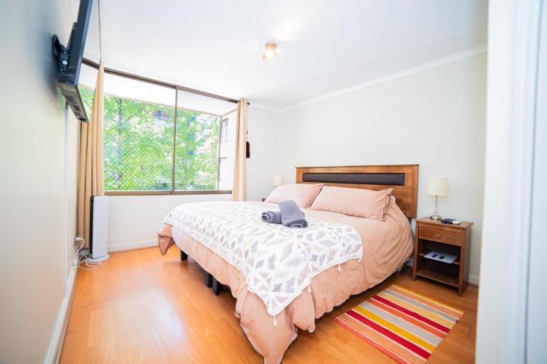 Full departamento, Metro Manquehue, Las Condes - B&B Santiago del Cile