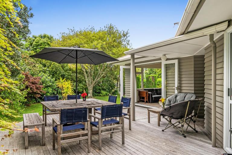 Kohekohe Garden Cottage - Waikanae Holiday Home - B&B Waikanae