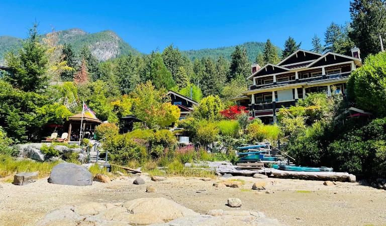 The Tuwanek Bed and Breakfast - B&B Sechelt