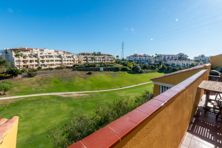 2BR Penthouse Miraflores Golf - Ferienwohnung Mijas